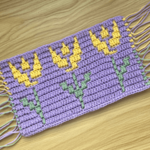 Purple crochet floral tapestry pattern