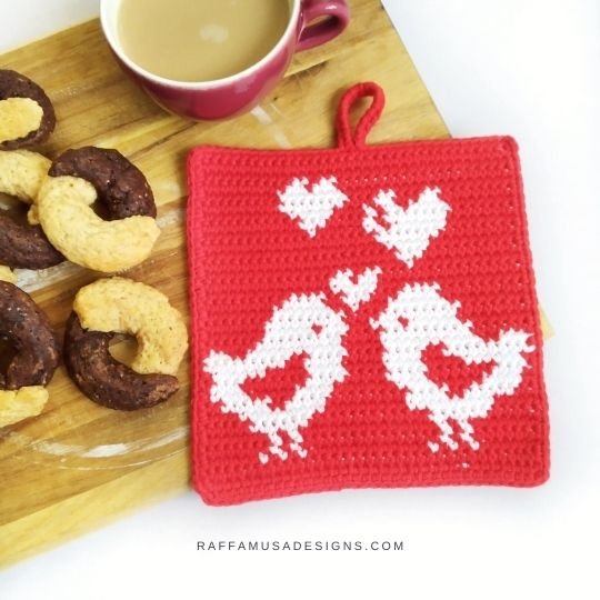 Red crochet bird potholder
