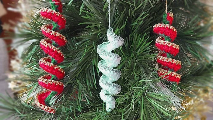 Crochet and glitter spiral ornaments