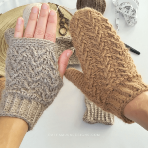 Knitted fingerless glove and mitten