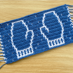 Crochet blue '22' pattern