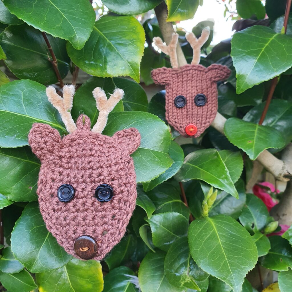 Brown reindeer heads on leaves
